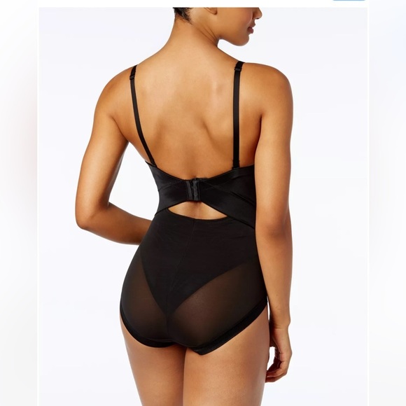 MAIDENFORM ⭐️ firm tummy control shapewear - Picture 3 of 11